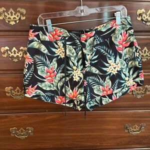 Calia by Carrie Underwood swim/cover-up shorts, sz M
